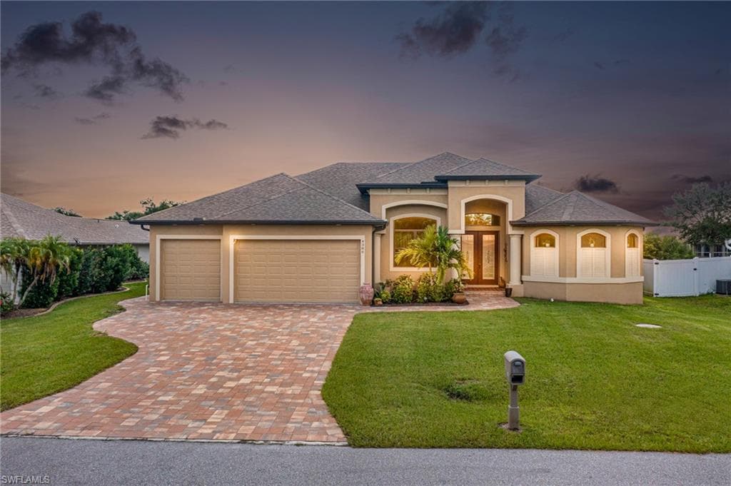 4386 Library ST PORT CHARLOTTE, FL 33948