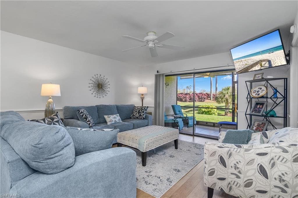7260 Coventry CT 407 NAPLES, FL 34104