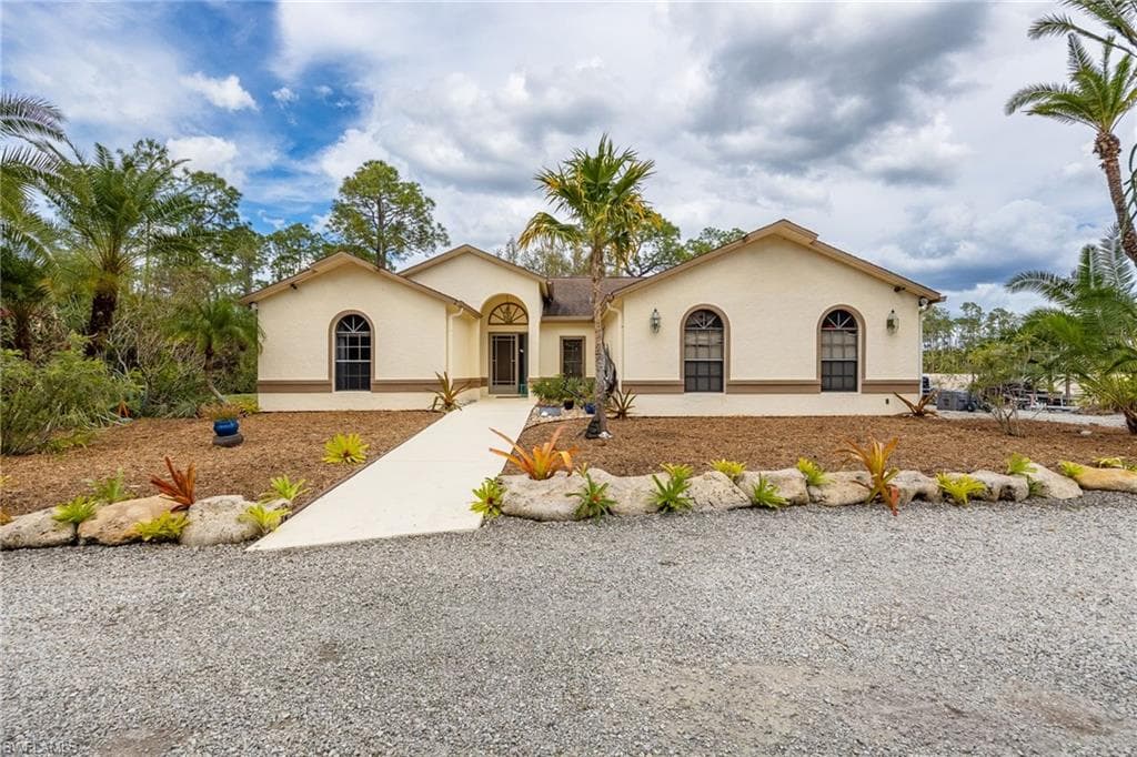481 10th AVE NE NAPLES, FL 34120