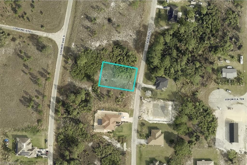 724 Goldwyn AVE S LEHIGH ACRES, FL 33974