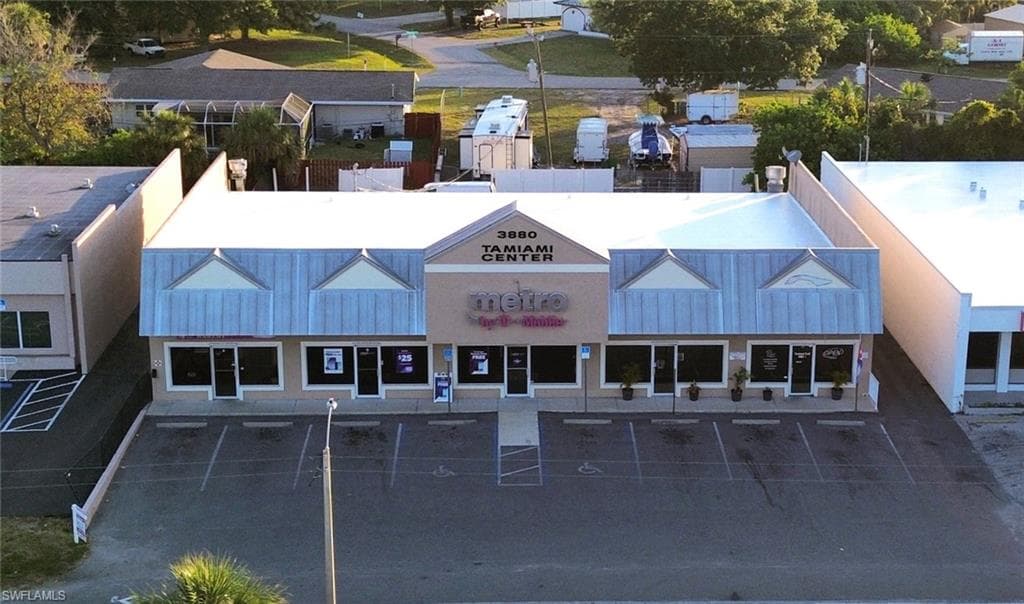 3880 Tamiami TRL PORT CHARLOTTE, FL 33952