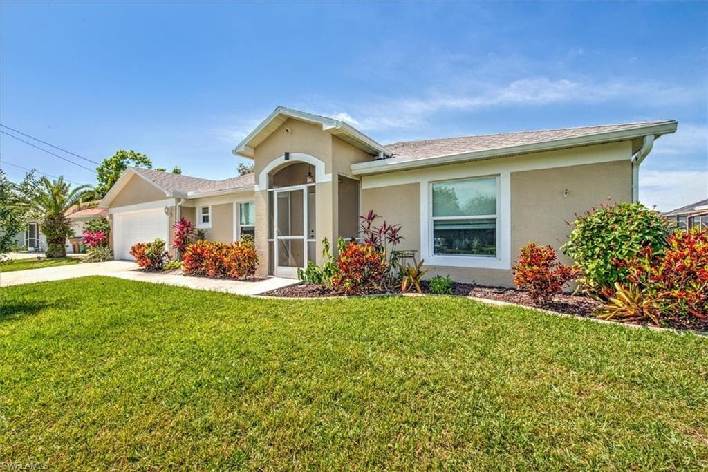 426 SE 21st AVE CAPE CORAL, FL 33990