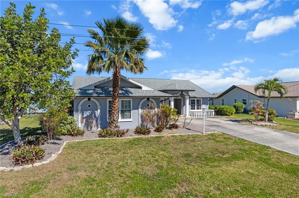 825 SW 2nd AVE CAPE CORAL, FL 33991