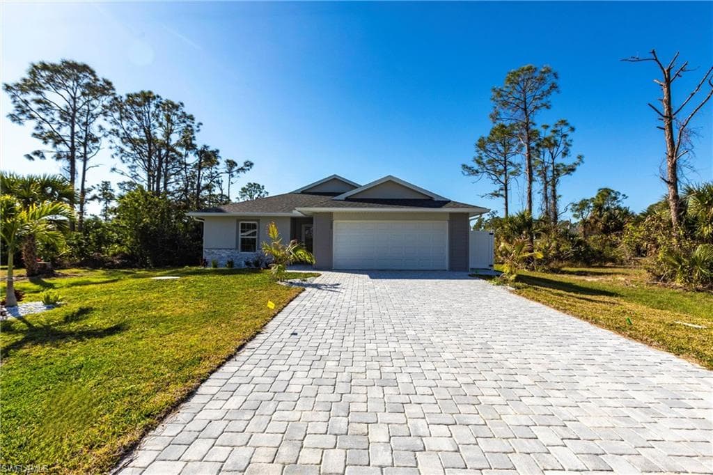 160 Green Pine ROTONDA WEST, FL 33947