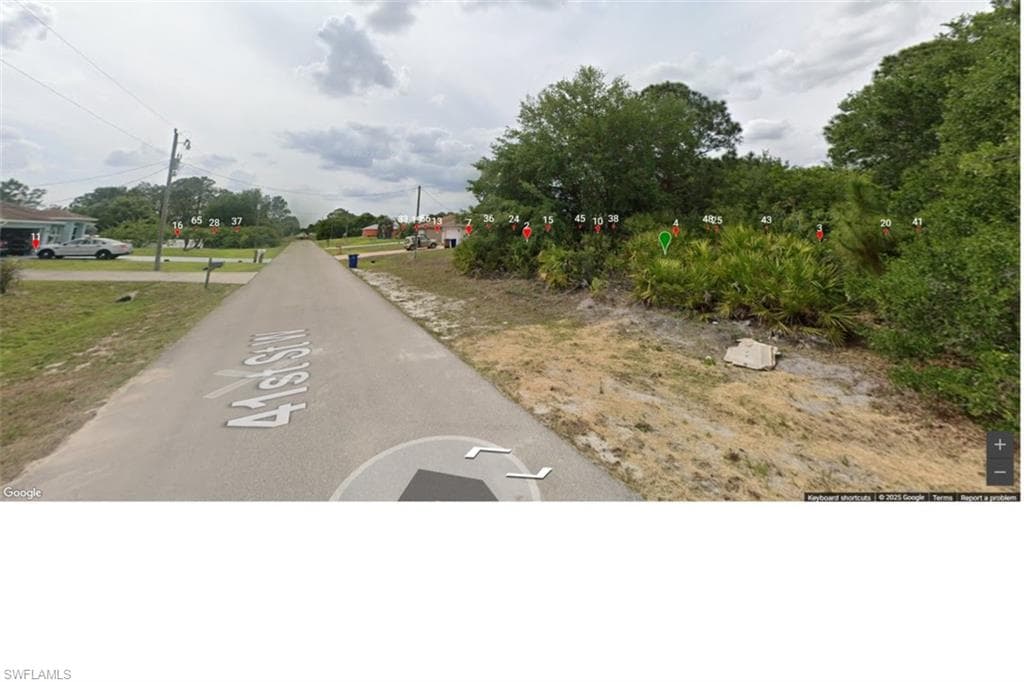 2514 41st ST W LEHIGH ACRES, FL 33971