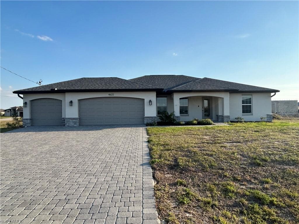4622 NW 34th TER CAPE CORAL, FL 33993