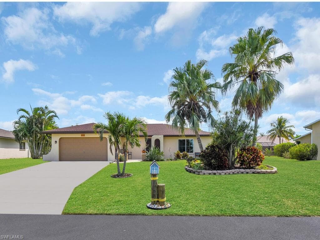 1008 SE 42nd LN CAPE CORAL, FL 33904