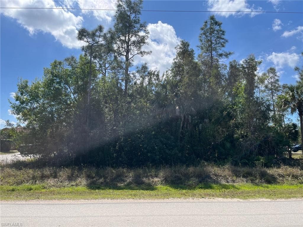 43rd AVE NE NAPLES, FL 34120