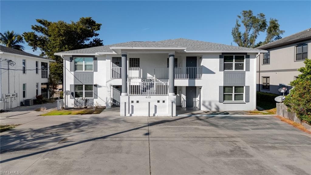 425 SW 47th TER 8 CAPE CORAL, FL 33914