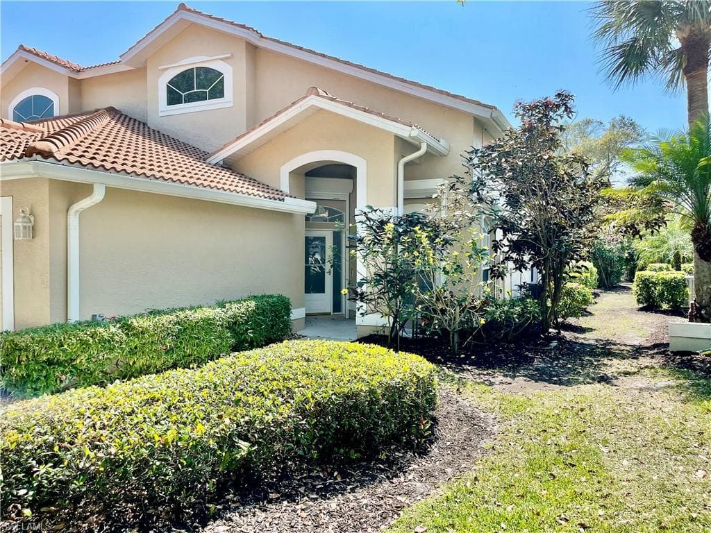 26398 Clarkston DR BONITA SPRINGS, FL 34135