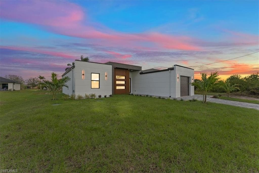 469 Petite AVE LEHIGH ACRES, FL 33974