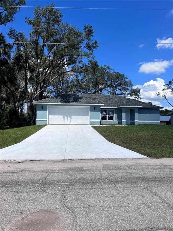 1067 Rugby LN LABELLE, FL 33935