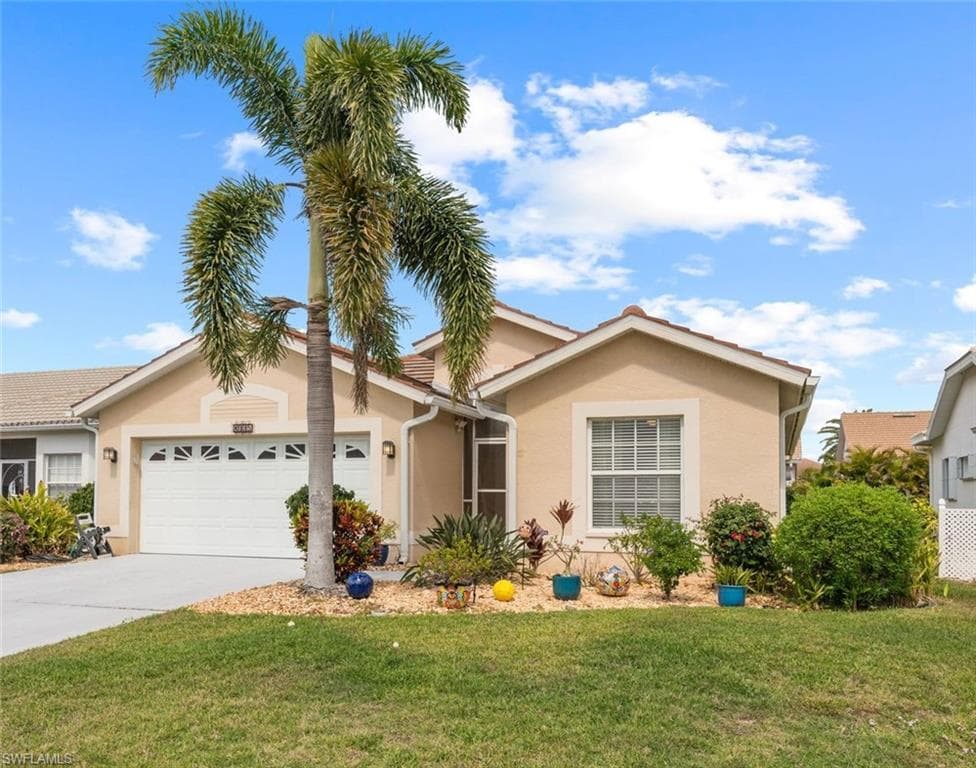 8095 Breton CIR FORT MYERS, FL 33912