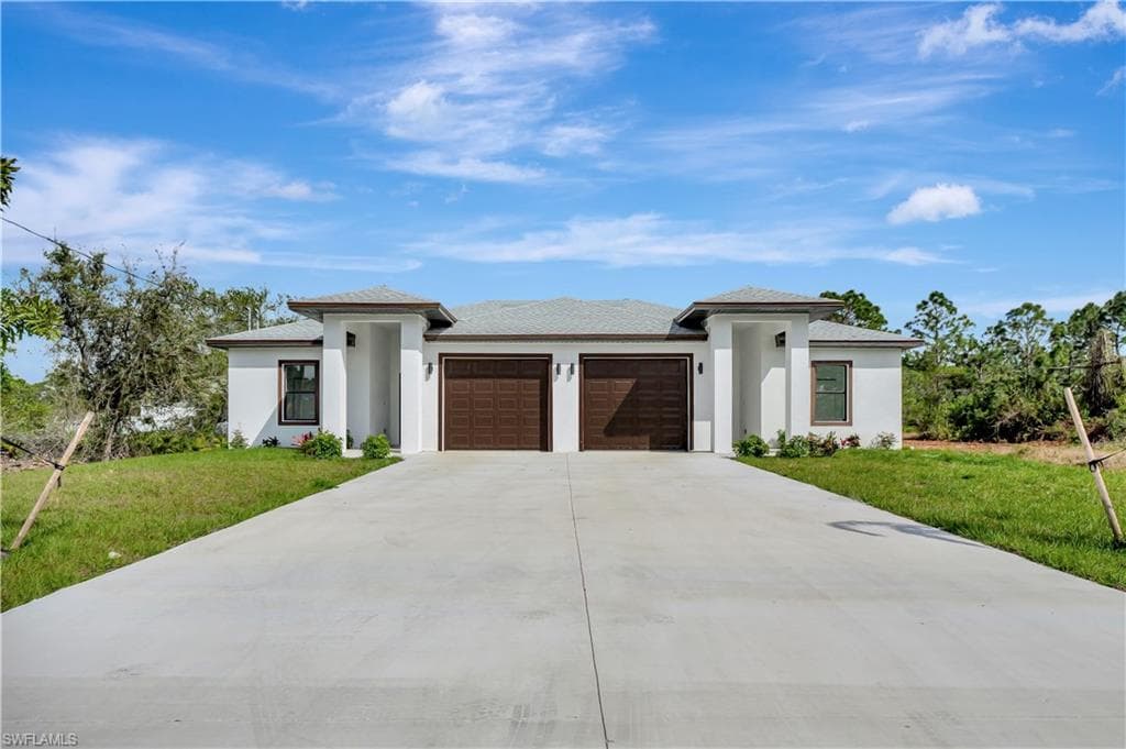371-373 Bell BLVD S LEHIGH ACRES, FL 33974