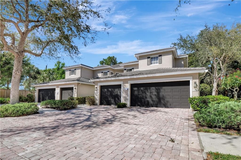 7103 Pond Cypress CT 102 NAPLES, FL 34109