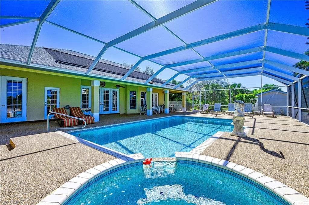 803 Glenn AVE LEHIGH ACRES, FL 33972