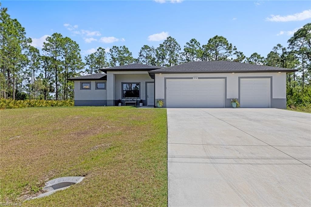 1316 Congress AVE LEHIGH ACRES, FL 33972