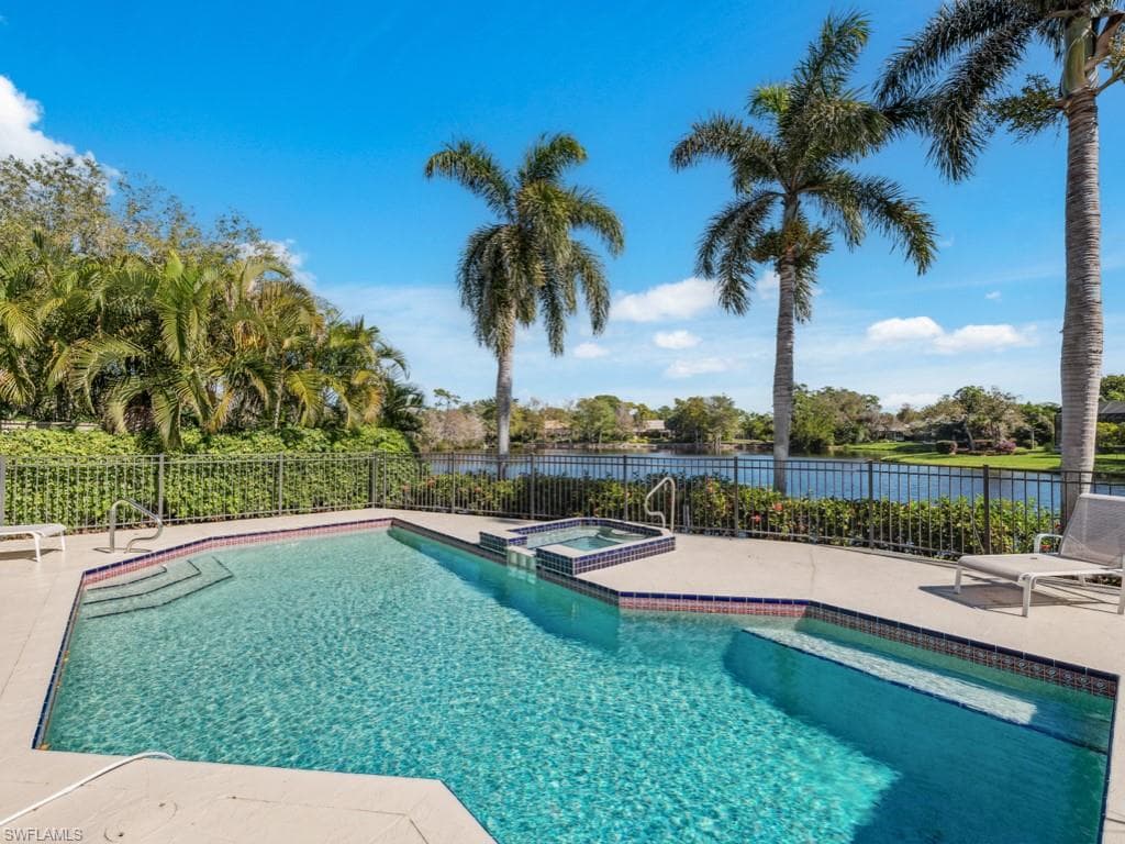 3520 Thornbury LN BONITA SPRINGS, FL 34134