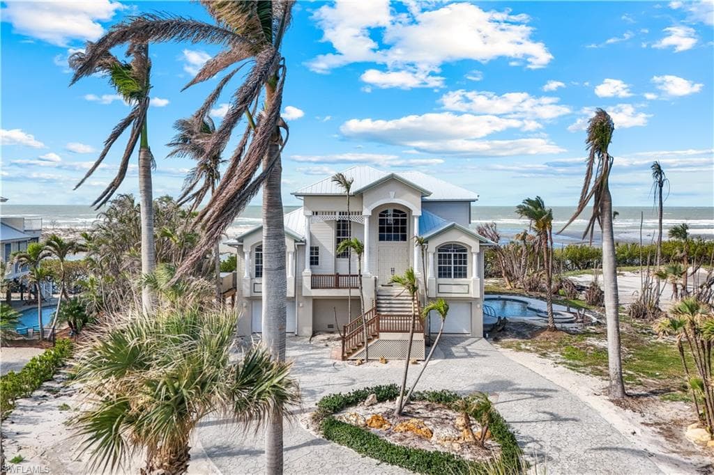 6013 Clam Bayou LN SANIBEL, FL 33957