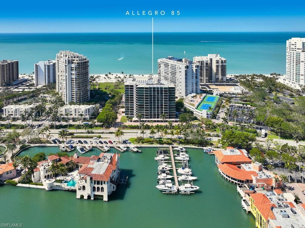 4031 Gulf Shore BLVD N 8F NAPLES, FL 34103