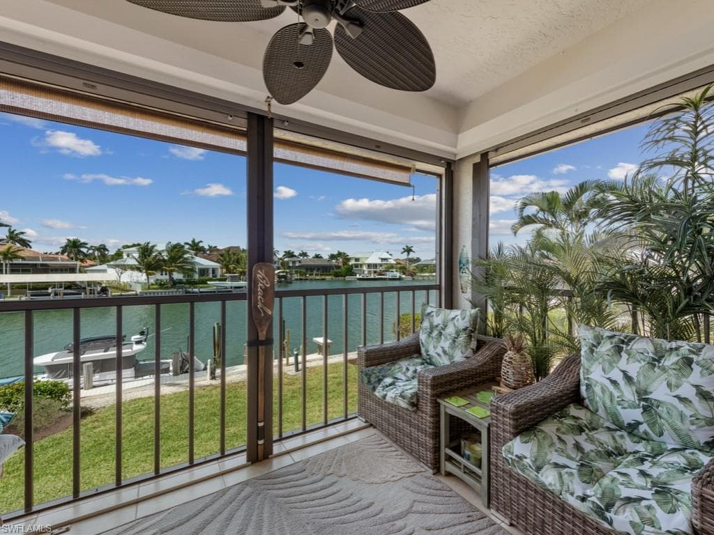 848 Elkcam CIR 212 MARCO ISLAND, FL 34145