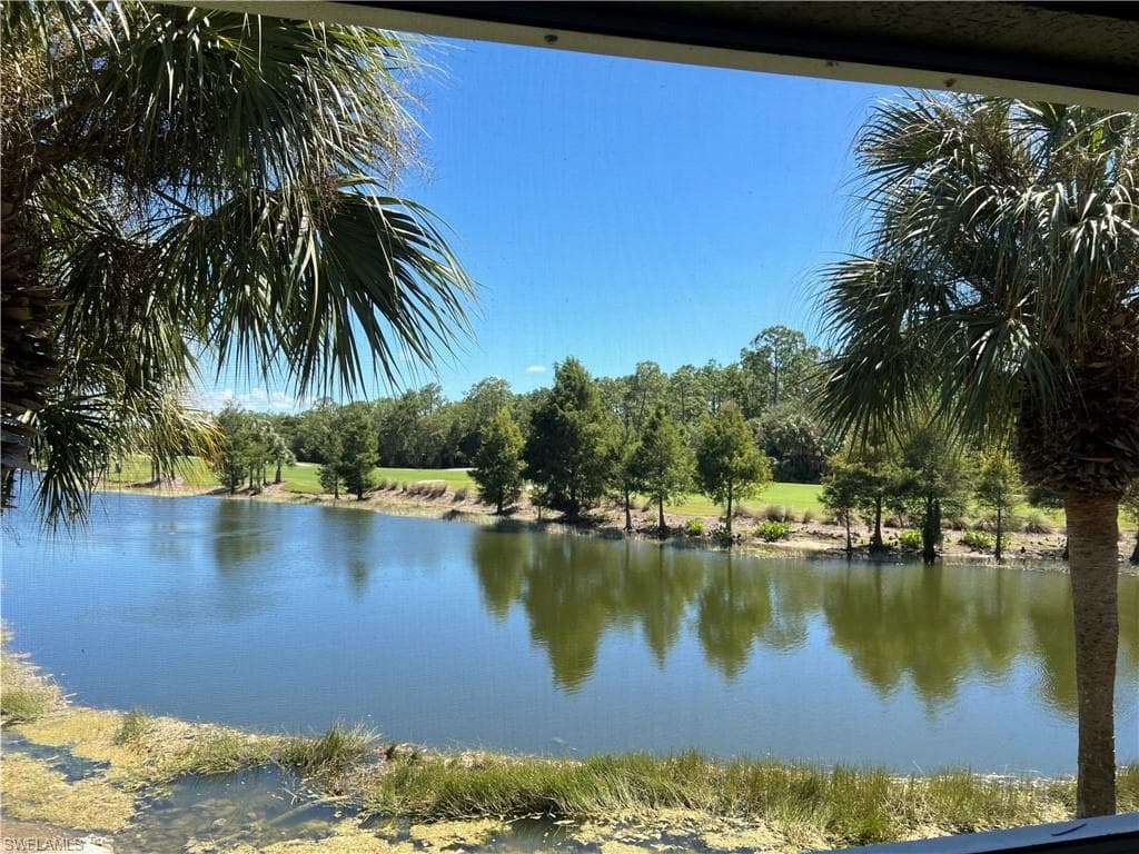8400 Naples Heritage DR 1521 NAPLES, FL 34112
