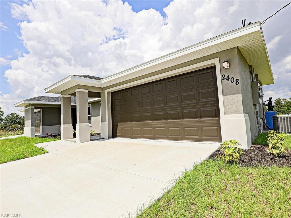 2408 Xelda AVE N LEHIGH ACRES, FL 33971