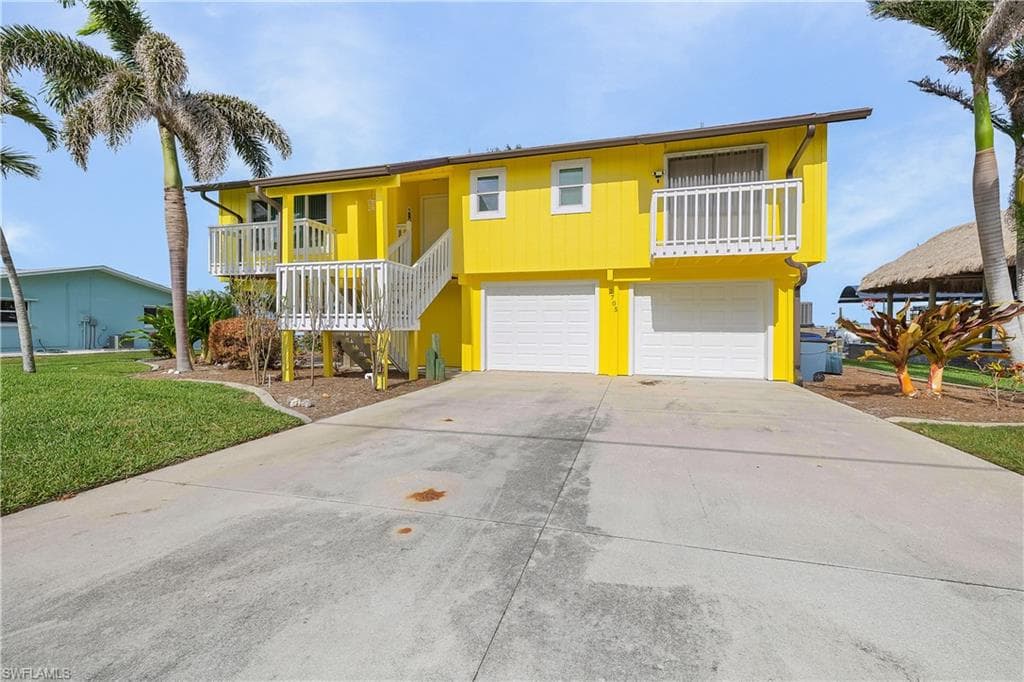 2705 Sanibel ST. JAMES CITY, FL 33956