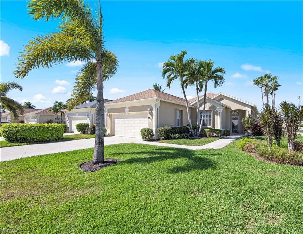 8035 Tauren CT NAPLES, FL 34119