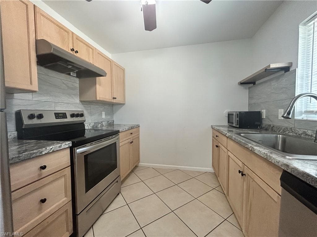 1232 SE 8th ST 1 CAPE CORAL, FL 33990
