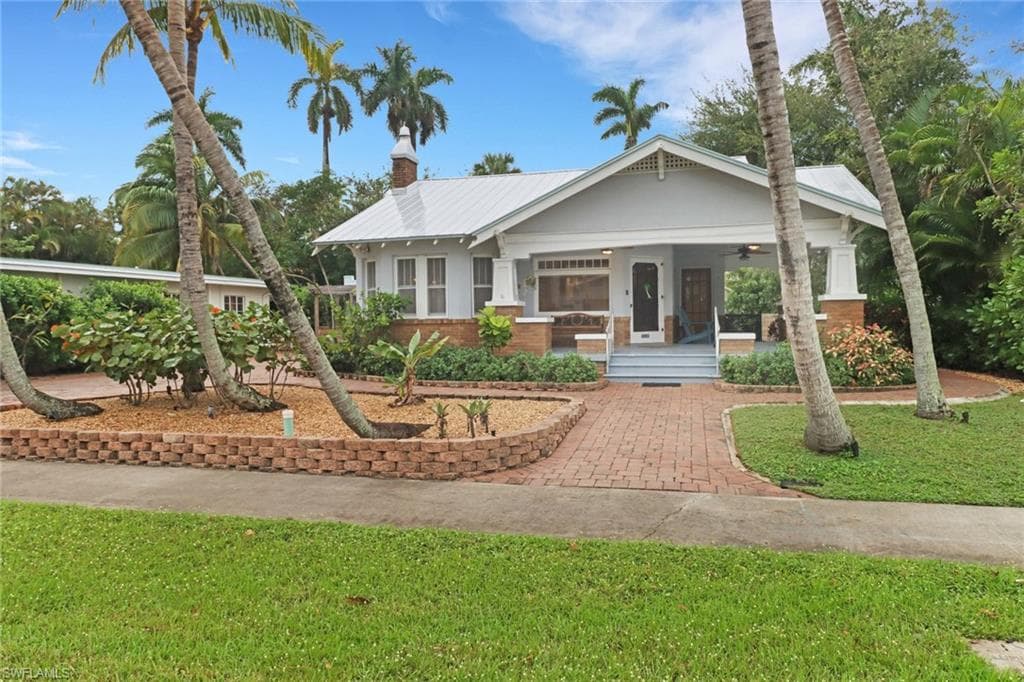 1530 Avalon PL FORT MYERS, FL 33901