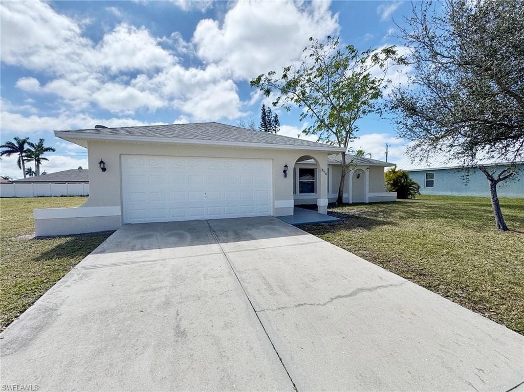 416 SE 19th TER CAPE CORAL, FL 33990