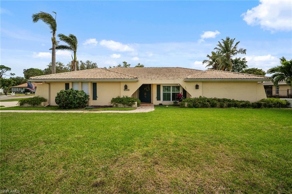 5525 New Pine Lake DR FORT MYERS, FL 33907