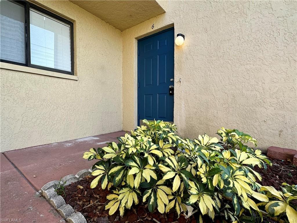 1104 8th ST 6 CAPE CORAL, FL 33990