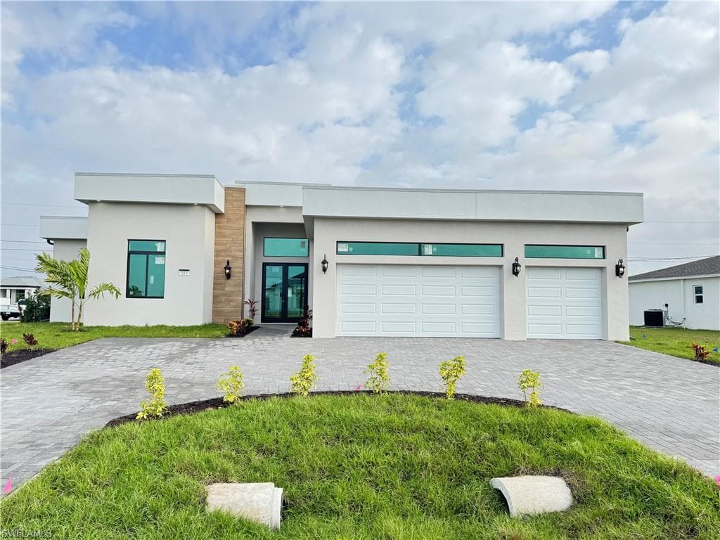 223 Tropicana PKWY E CAPE CORAL, FL 33909