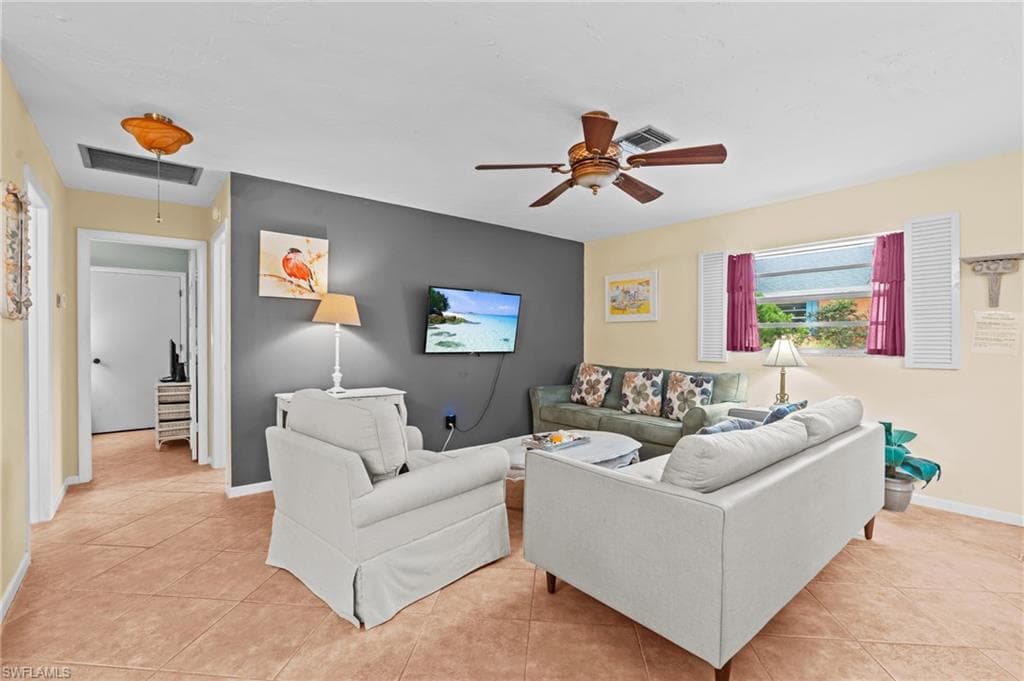 4245 Mariner LN BONITA SPRINGS, FL 34134