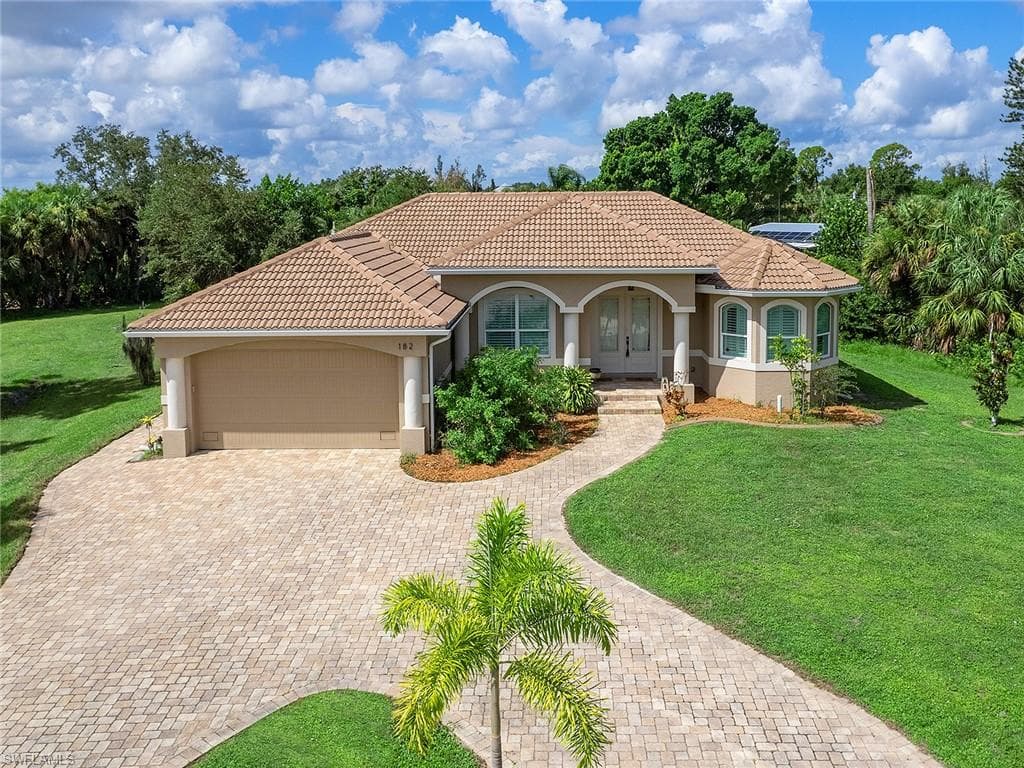 182 Oma DR PUNTA GORDA, FL 33980