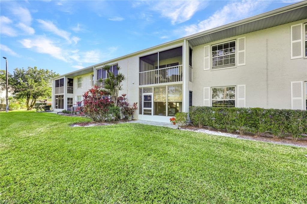 7062 Nantucket CIR 2 NORTH FORT MYERS, FL 33917