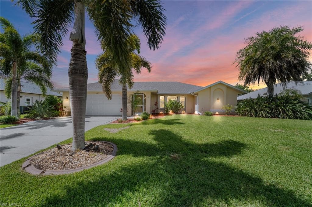 1402 SE 1st TER CAPE CORAL, FL 33990