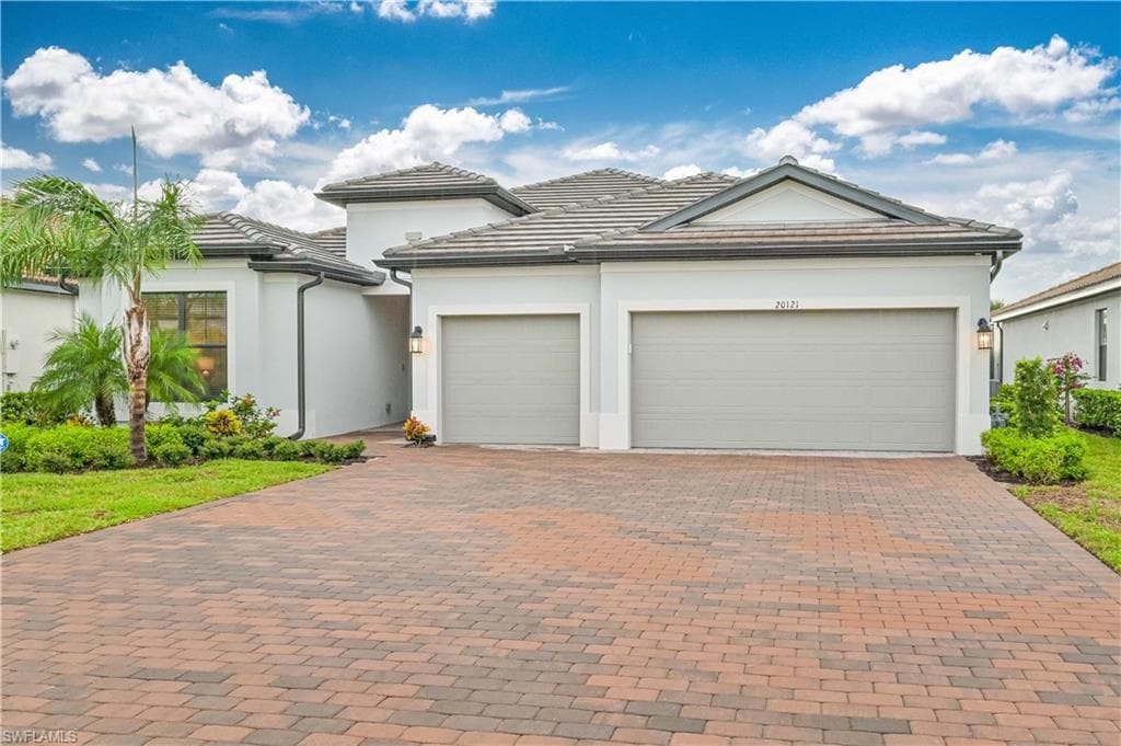 20121 Napa LOOP ESTERO, FL 33928