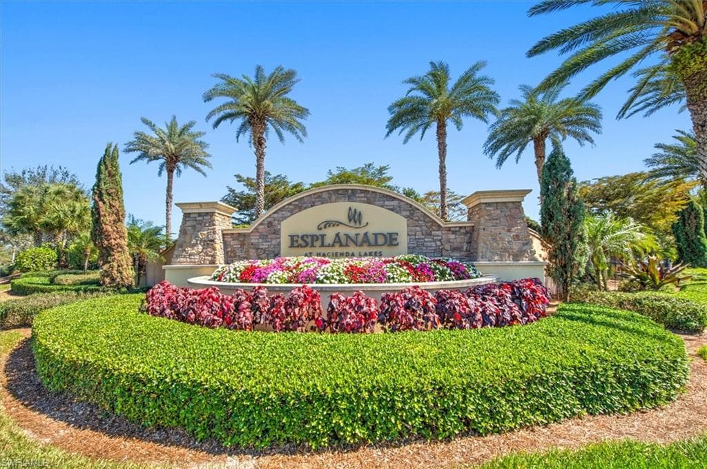 8075 Calle Canovas ST NAPLES, FL 34114