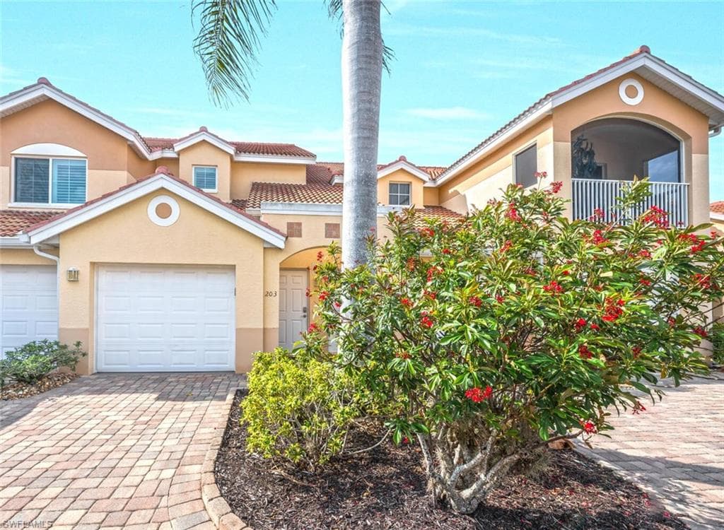 28630 Carriage Home DR 203 BONITA SPRINGS, FL 34134