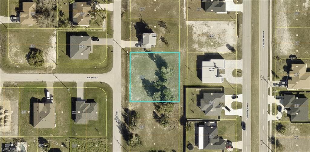 301 NW 16th PL CAPE CORAL, FL 33993