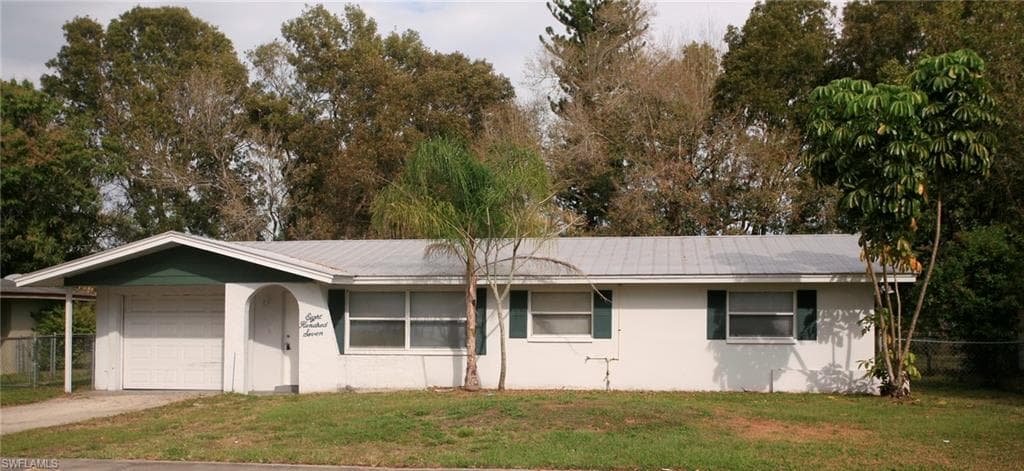 807 Dellena LN FORT MYERS, FL 33905