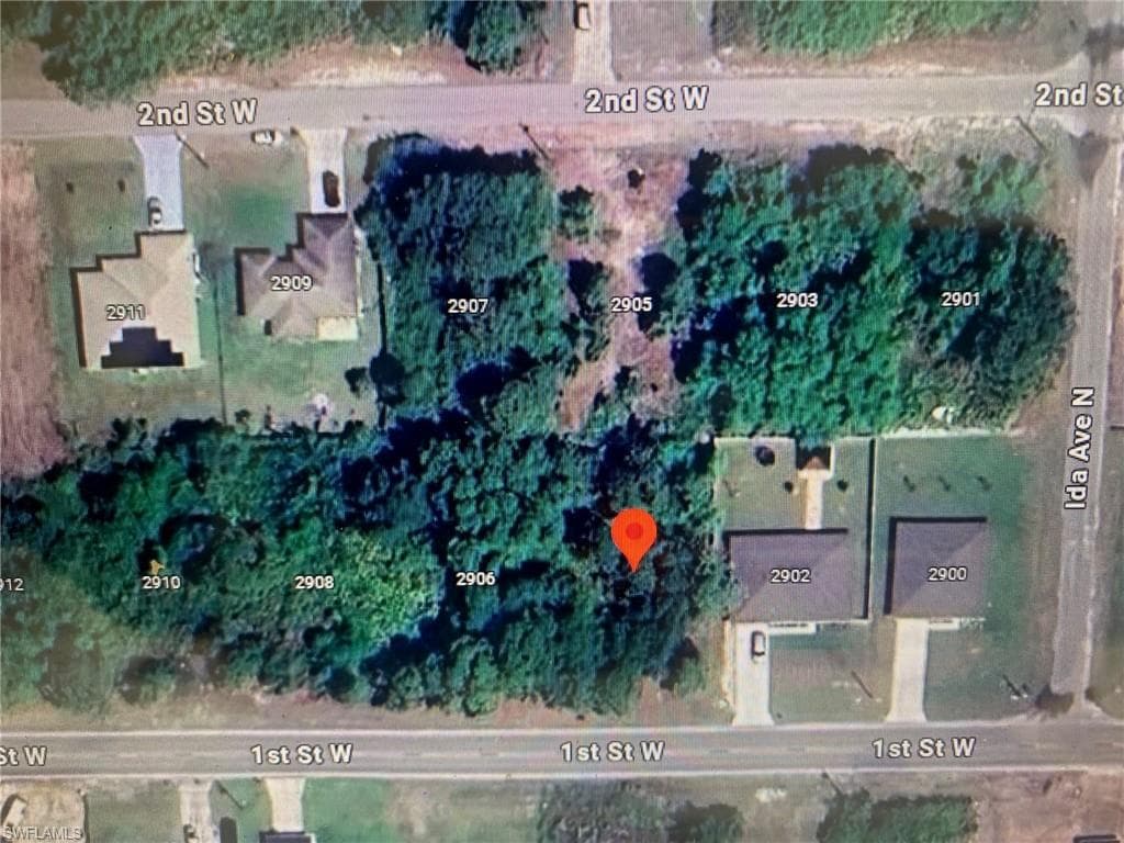 2904 1st ST W LEHIGH ACRES, FL 33971