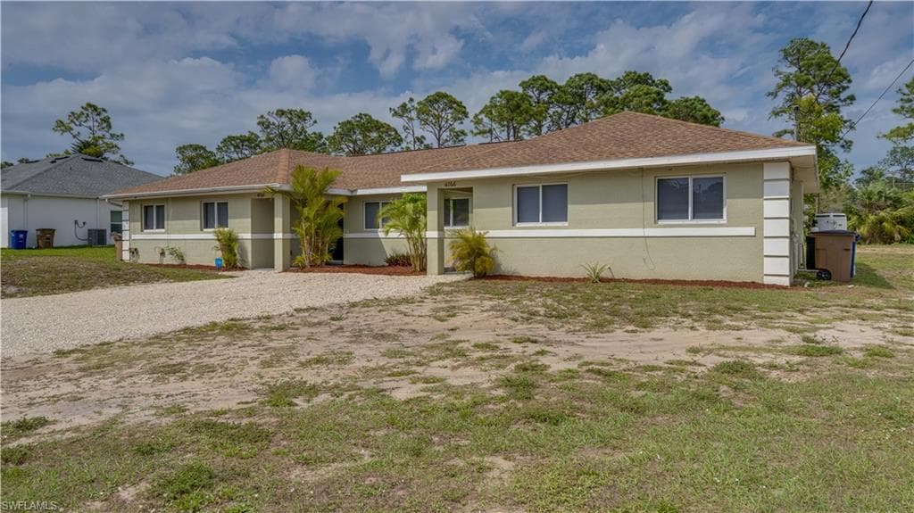 4766/4768 Golfview BLVD LEHIGH ACRES, FL 33973