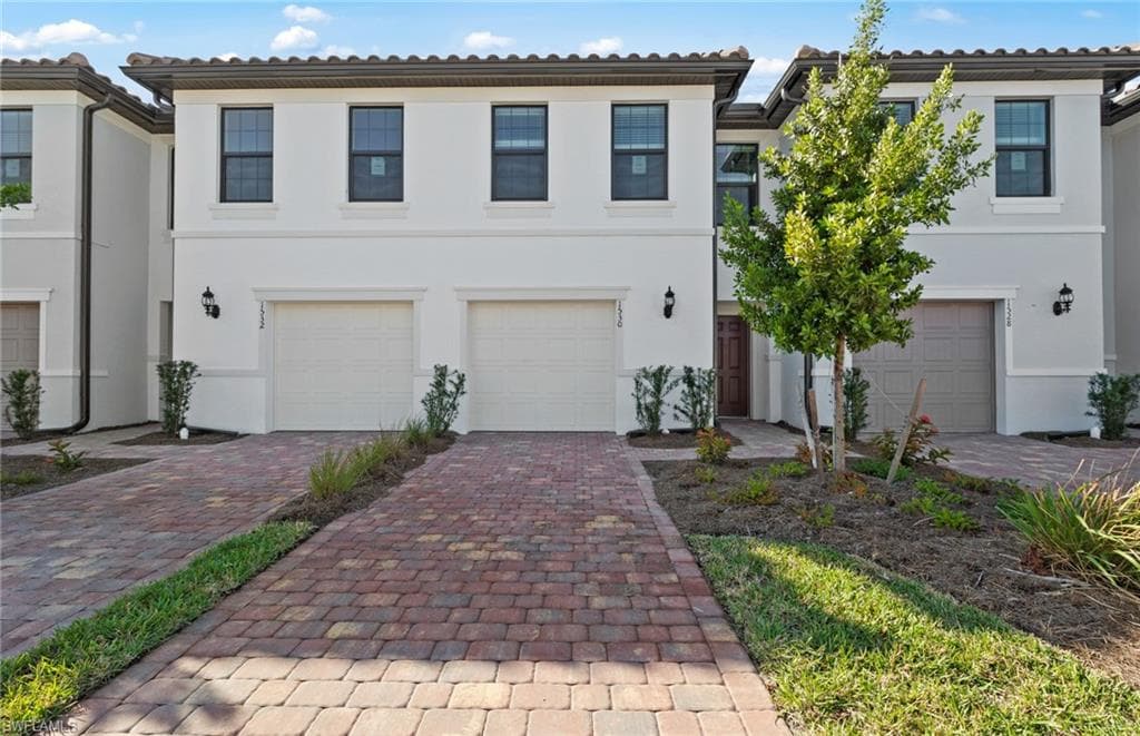 1530 Fells Cove LN CAPE CORAL, FL 33909