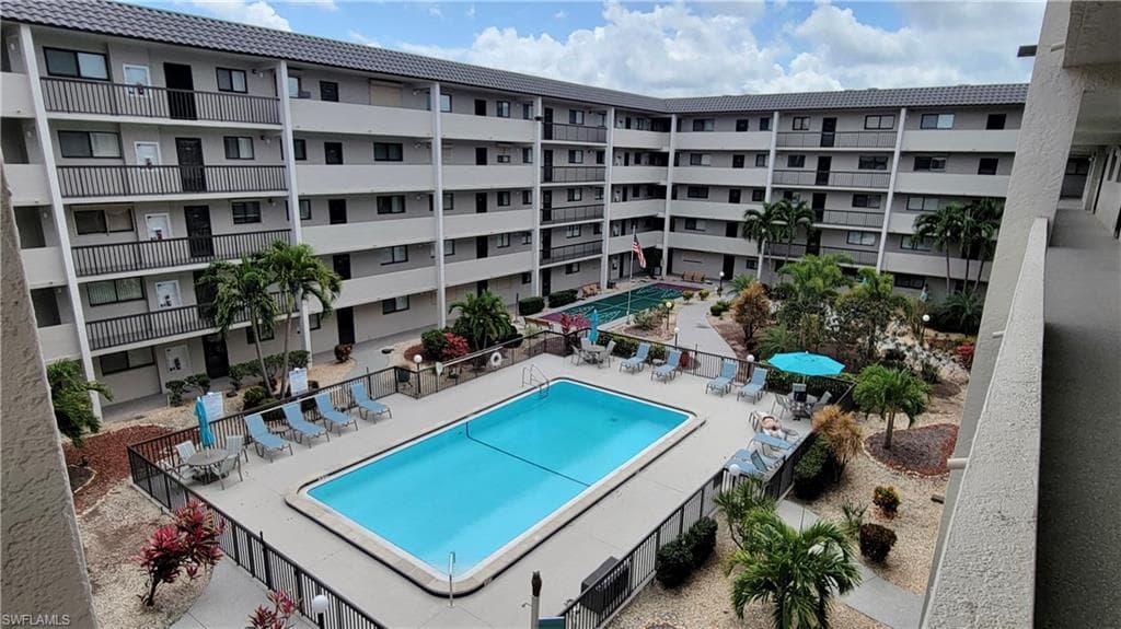2121 Collier AVE 405 FORT MYERS, FL 33901