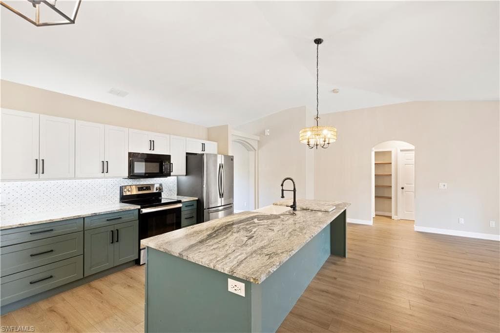3220 24th AVE NE NAPLES, FL 34120