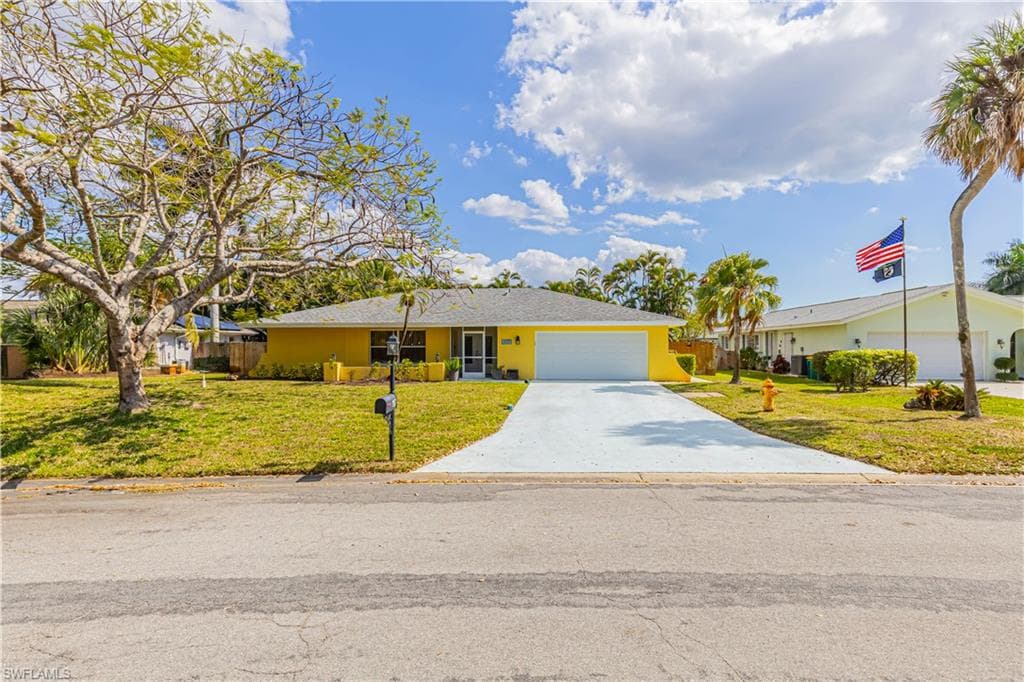 117 Big Springs DR NAPLES, FL 34113